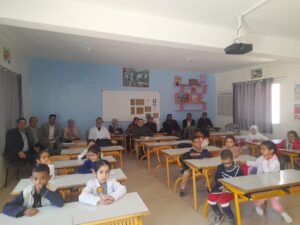 اللقاء التربوي حول تقديم درس تجريبي في مادة اللغة العربية- المستوى الأول – نموذج مدارس الريادة بحضور طلبة مفتشون