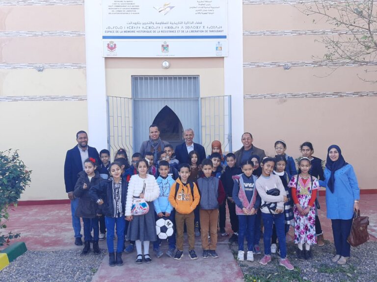رحلة في عمق التاريخ: تلاميذ مجموعة مدارس الحريشة يزورون فضاء الذاكرة التاريخية للمقاومة والتحرير بتارودانت
