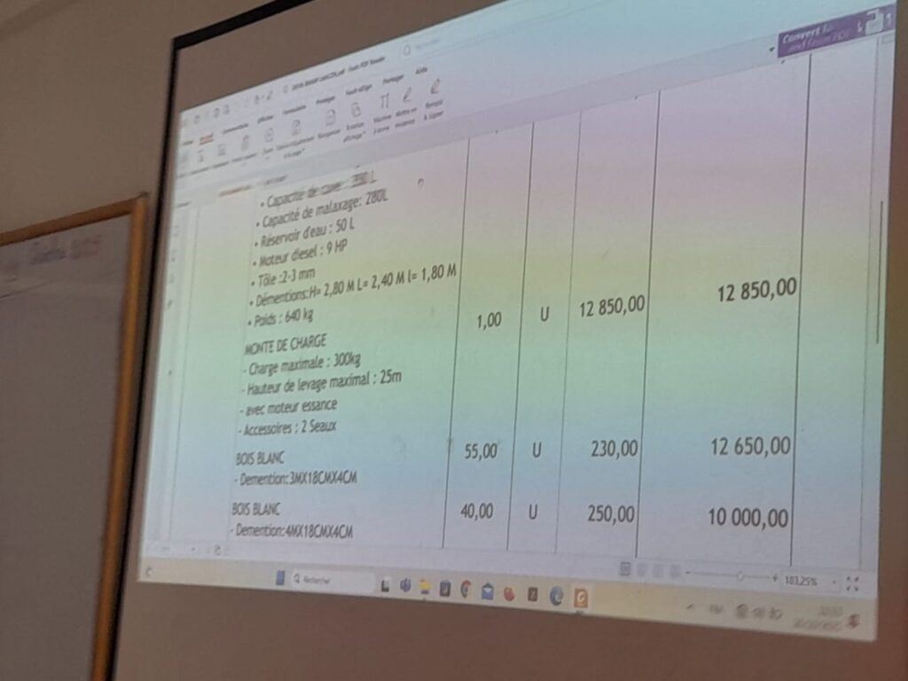 التميز يبدأ من التجهيز: صيانة المسلاط الضوئي كضرورة استراتيجية في مدارس الريادة